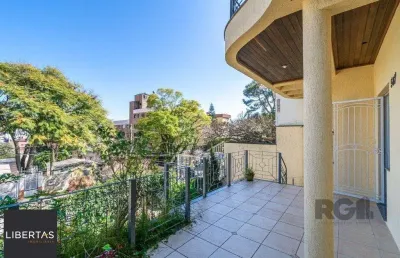 Casa sobrado no jardim botânico com 5 dormitórios e 4 vagas