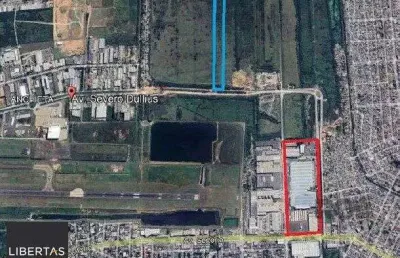 Terreno à venda na Avenida Severo Dullius, Anchieta, Porto Alegre