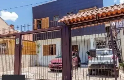 Casa sobrado no partenon de 4 dormitórios e 2 vagas