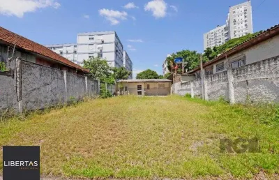 Terreno à venda na Rua Frei Germano, 131, Partenon, Porto Alegre