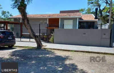 Casa com 3 quartos à venda na Rua Gabriel Mascarello, 50, Teresópolis, Porto Alegre