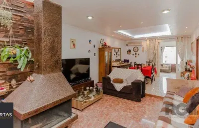 Casa 394m², 4 dormitórios, 4 vagas no bairro cristo redentor