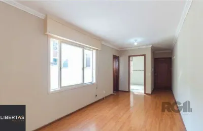 Vende-se ensolarado apartamento 3 quartos, 121m², áreas amplas. com sacada - petrópolis