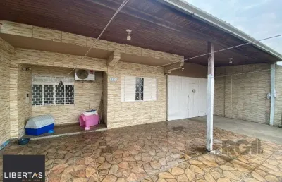 Casa com 2 quartos à venda na Avenida Ignês E. Fagundes, 524, Restinga, Porto Alegre