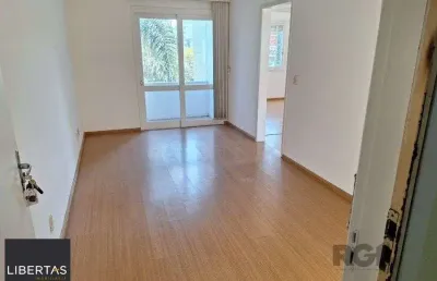 Apartamento com 2 quartos à venda na Rua Carazinho, 435, Petrópolis, Porto Alegre