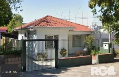 Casa com 3 quartos à venda na Avenida Icaraí, 390, Cristal, Porto Alegre