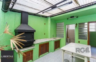 Excelente apartamento de 83m² com 2 dormitórios no bairro navegantes.