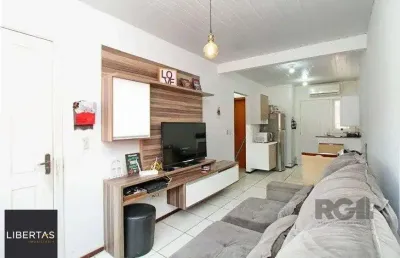 Excelente casa de 45m² com 1 dormitório e 1 vaga no bairro hípica.