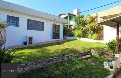 Casa com 3 quartos à venda na Rua Diamantina de Bittencourt Oliveira, 10, Nonoai, Porto Alegre