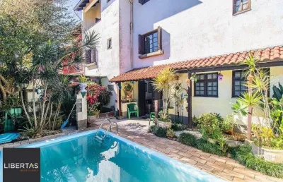 Venha morar num lugar tranquilo da zona sul, casa de 334m², 3 dormitórios no espirito santo