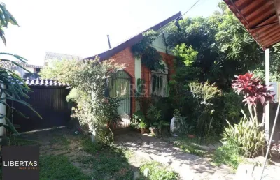 Casa para venda - 250m²,  com  3 dormitórios, 1 suíte, sala ampla, copa cozinha, churrasqueira, lareira, banheiro social, dependência de empregada, 3 vagas - medianeira