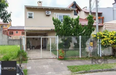 Casa com 2 quartos à venda na Rua Guatambu, 280, Hípica, Porto Alegre