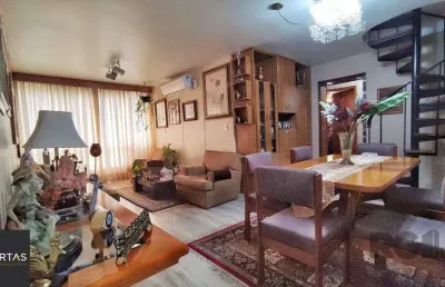 Cobertura no bairro petrópolis, 3 dorm., 1 suíte, 2 vagas.