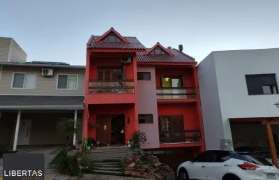 Casa em condomínio fechado com 3 quartos à venda na Rua Adriano Pereira da Silva, 501, Vila Nova, Porto Alegre