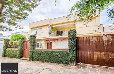 Casa com 3 quartos à venda na Rua São Francisco, 584, Santana, Porto Alegre