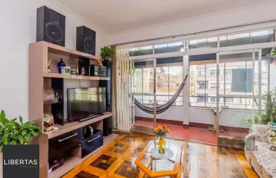 Excelente apartamento de 88m² com 3 dormitórios e sacada.