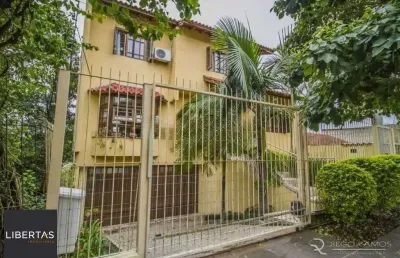 Casa com 4 quartos à venda na Rua Caieira, 433, Medianeira, Porto Alegre