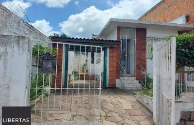 Casa com 2 quartos à venda na Travessa Ieda, 8, Santa Tereza, Porto Alegre