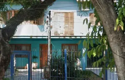 Casa com 3 quartos à venda na rua barão do amazonas, 3254, partenon, porto alegre, 251 m2 por r$ 800.000