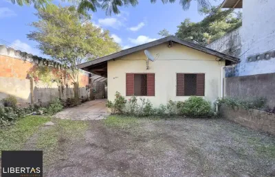 Casa com 2 quartos à venda na Rua Marechal Hermes, 271, Camaquã, Porto Alegre