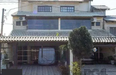 Casa com 3 quartos à venda na Rua Doutor Egydio Michaelsen, 58, Cavalhada, Porto Alegre