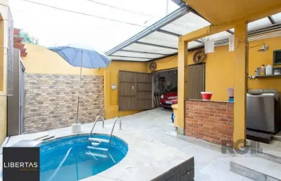 Sobrado, 3 quartos, 2 banheiros, pátio, 2 vagas, piscina - bairro vila nova