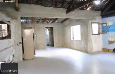 Predio para venda - 130.67m², 4 dormitórios, farroupilha