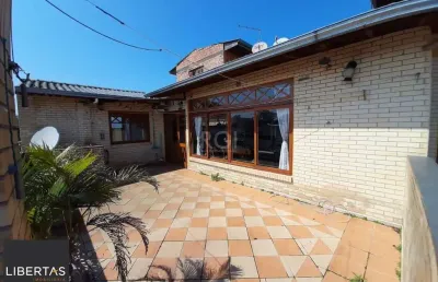 Casa para venda - 274m², 3 dormitórios, sendo 1 suites, 3 vagas - guarujá, porto alegre