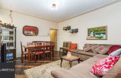 Venda de apartamento no bairro petrópolis 108m² - 3 dormitórios, varanda, cozinha: com churrasqueira e cooktop de 5 bocas.  apartamento no bairro petrópolis com 3 amplos dormitórios, sendo 2 de frente