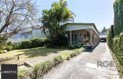 Casa com 3 quartos à venda na Rua Morano Calabro, 358, Jardim Isabel, Porto Alegre