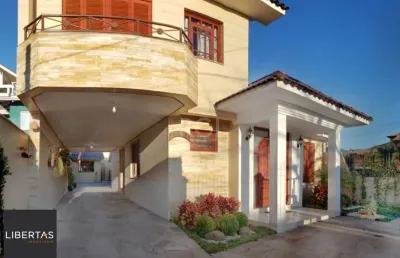 Casa para venda - 293.76m², 3 dormitórios, sendo 1 suites, 6 vagas - guarujá