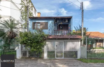 Sobrado para venda - 241m², 4 dormitórios, sendo 1 suites, 1 vaga - camaquã