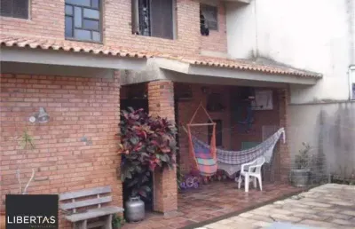 Casa para venda - 238m², 4 dormitórios, sendo 1 suites, 2 vagas - medianeira