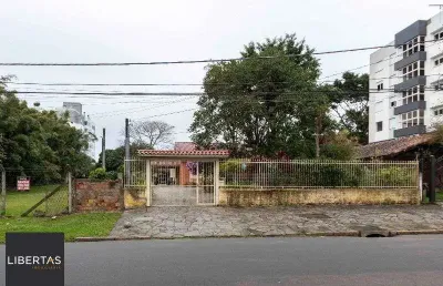 Casa para venda - 231.72m², 4 dormitórios, sendo 1 suites, 3 vagas - tristeza