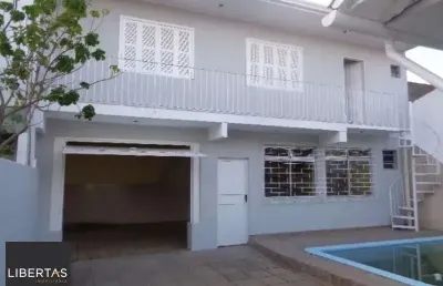 Casa com 3 quartos para alugar na Avenida Assis Chateaubriand, 335, São Sebastião, Porto Alegre