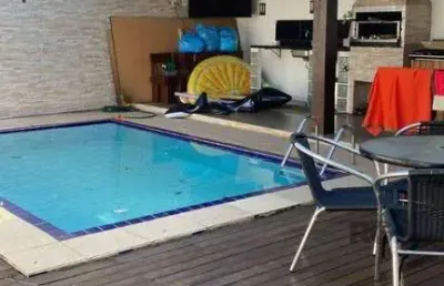 Casa com 3 quartos à venda na Rua Doutor Egydio Michaelsen, 96, Cavalhada, Porto Alegre