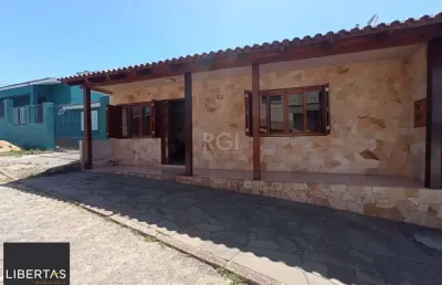 Casa com 3 quartos à venda na Rua Oswaldo Goidanich, 66, Vila Nova, Porto Alegre