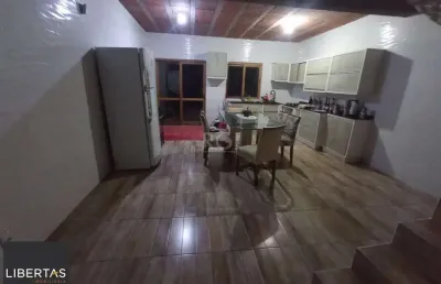 Casa com 3 quartos à venda na Rua Carlos Wilson Schröder, 317, Hípica, Porto Alegre