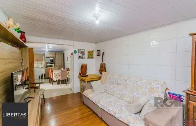 Casa 2 dormitórios no bairro  coronel aparício borges