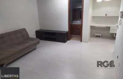Kitnet / Stúdio à venda na Avenida Saturnino de Brito, 380, Vila Jardim, Porto Alegre