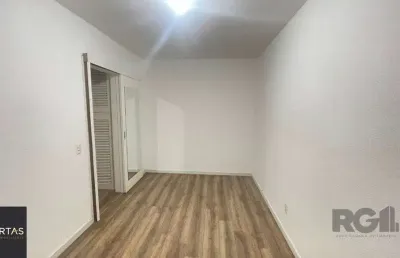 Apartamento com 1 quarto à venda na Rua Ângelo Crivellaro, 675, Jardim do Salso, Porto Alegre