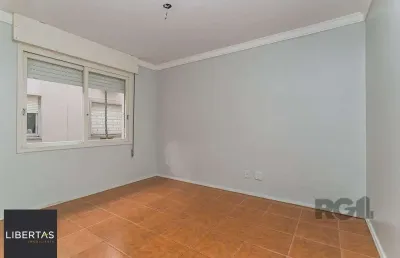 Apartamento com 2 quartos à venda na Rua Delfino Riet, 610, Santo Antônio, Porto Alegre