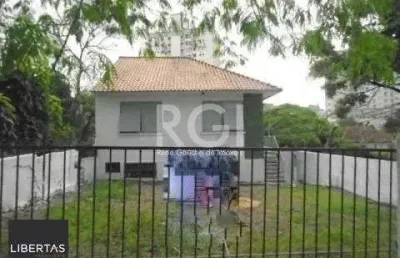 Casa com 3 quartos à venda na Avenida João Wallig, 469, Passo da Areia, Porto Alegre
