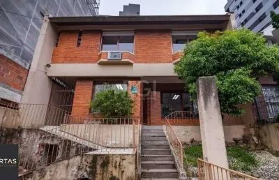 Casa com 3 dormitórios para comprar ,  300 m² - rio branco - porto alegre/rs
