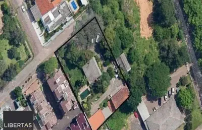 Terreno à venda na Rua Pinaré, 273, Vila Assunção, Porto Alegre