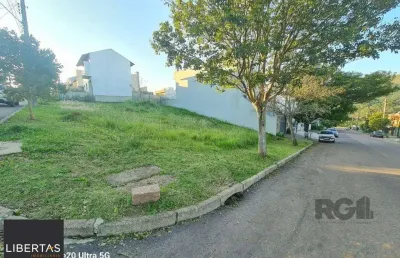 Excelente terreno de esquina de frete com área total de 210,25m2 ideal para duas construções.
