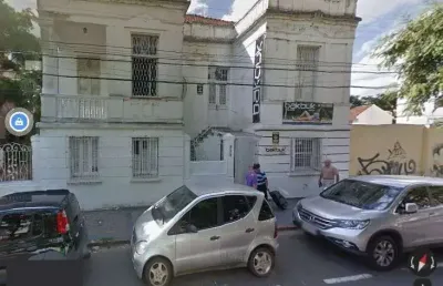 Casa para venda - 928m², 5 dormitórios, 4 vagas - bom fim