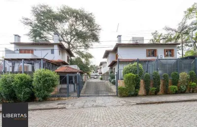 Casa em condomínio para venda com 4 dormitórios, sendo 1 suites e 4 vagas no bairro ipanema
