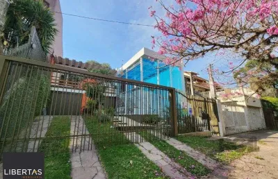 Vende-se excelente cada 3 quartos com suíte, 4 vagas, anexo comn salão de festas, podendo ser usada para fins comerciais - 255m² - chácara das pedras