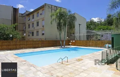 Apartamento com 02 quartos e 01 vaga escriturada e coberta, na av. antônio de carvalho